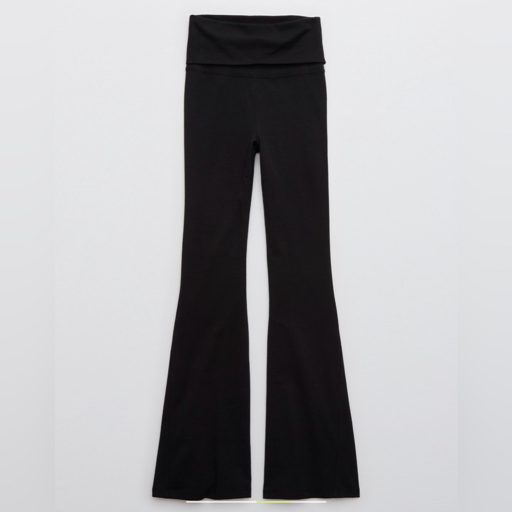 NWT OFFLINE By Aerie OG Black Foldover High Waisted Super Flare Legging (M) - Picture 3 of 10